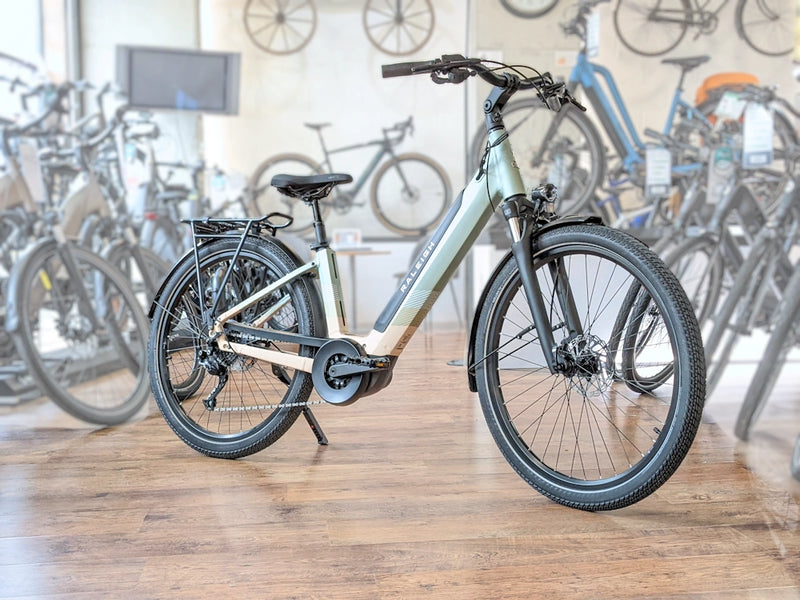 Raleigh centros outlet